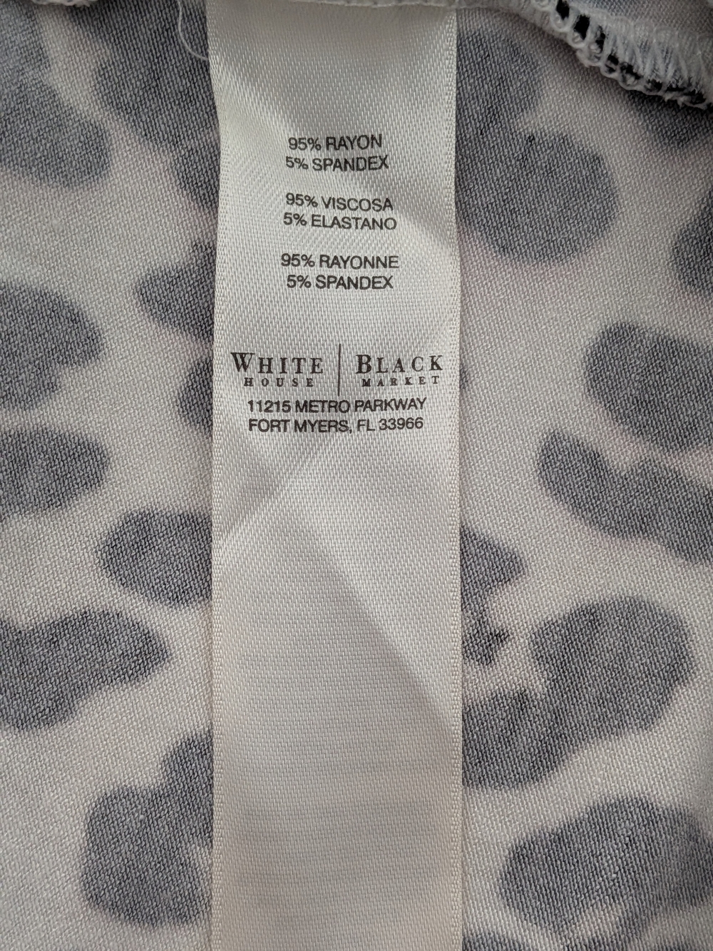 White House Black Market Black and White Leopard Print Sleeveless Surplice Top - Picture 6 of 7